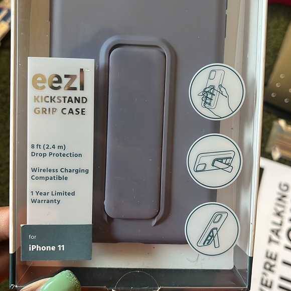 Purple iphone 11 phone case - Picture 2 of 3